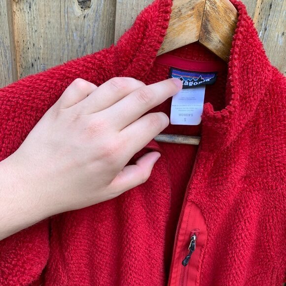 Patagonia Full Zip Fleece Button Up Sweater Jacket Small Red - Picture 3 of 5